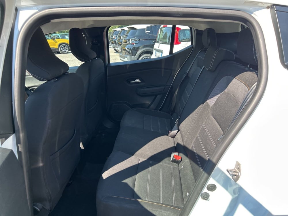 Dacia Sandero usata a Roma (12)