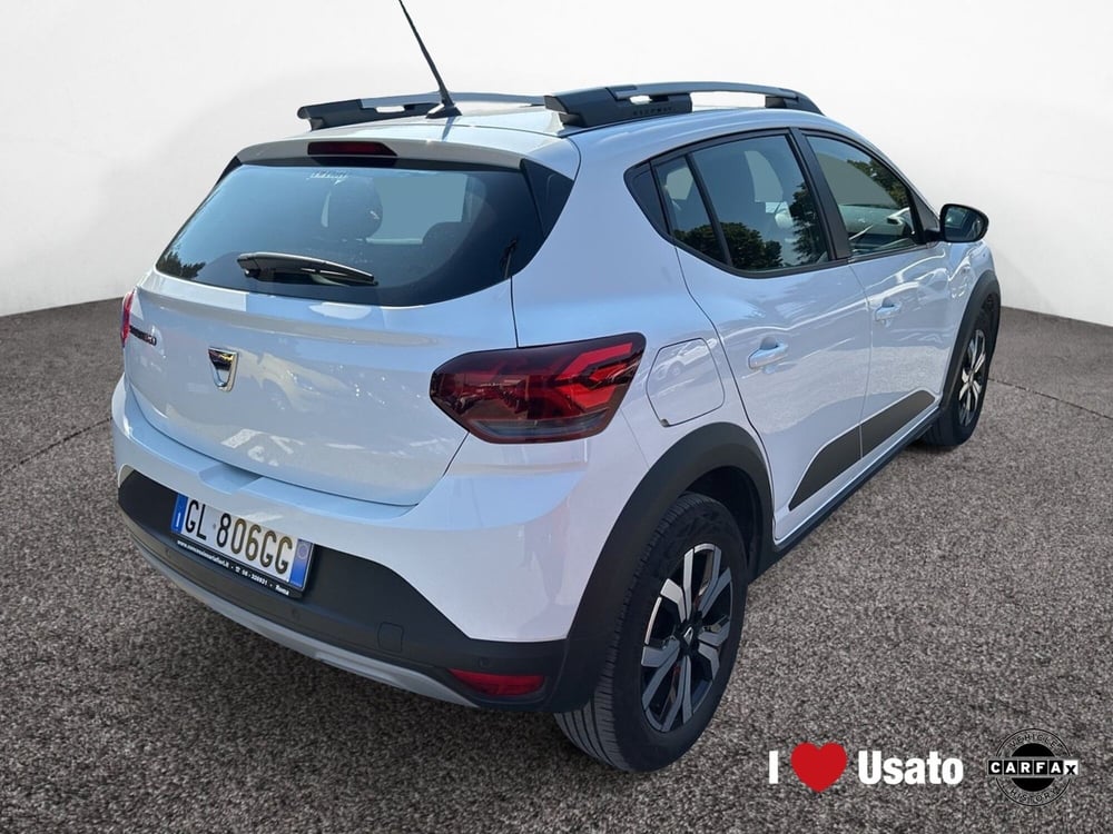 Dacia Sandero usata a Roma (3)