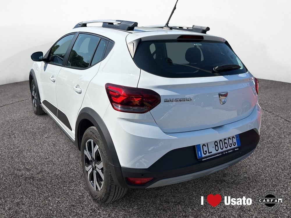 Dacia Sandero usata a Roma (4)