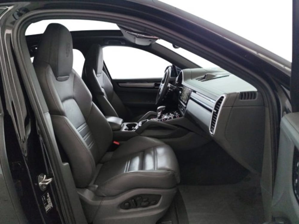 Porsche Cayenne usata a Modena (20)