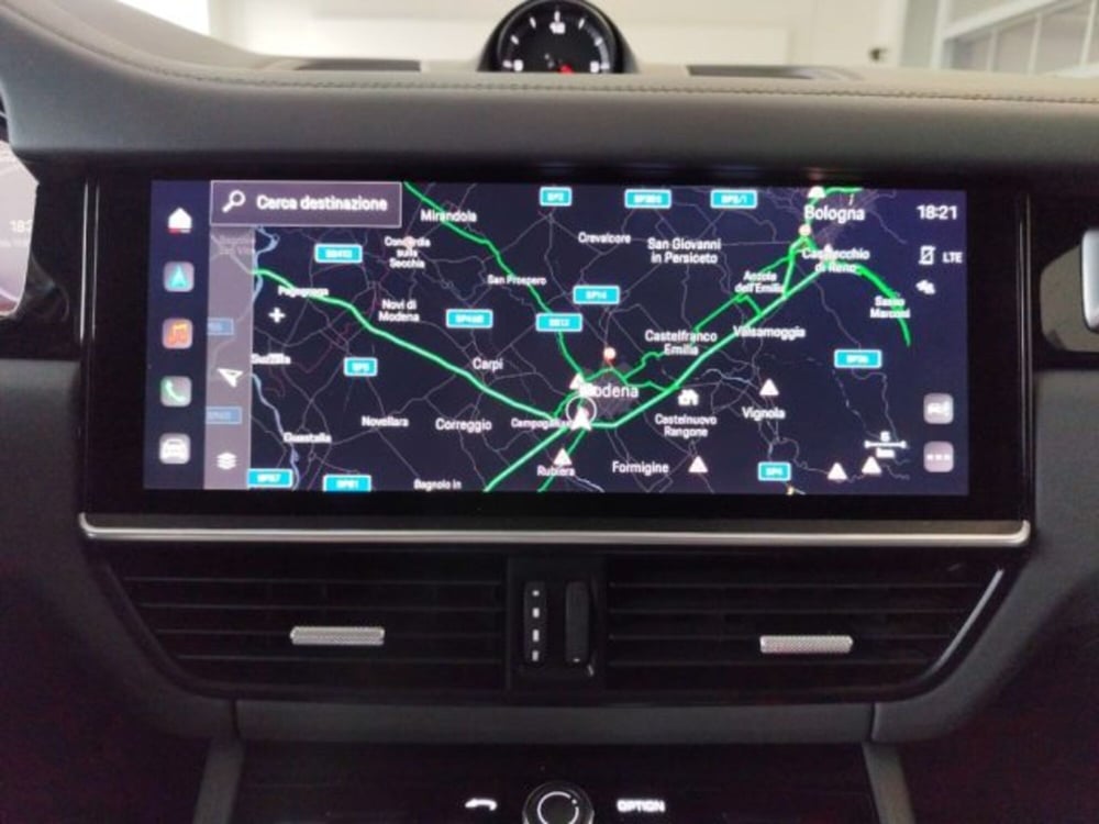 Porsche Cayenne usata a Modena (8)