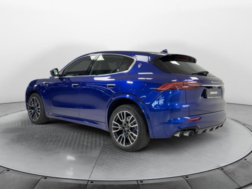 Maserati Grecale usata a Modena (18)