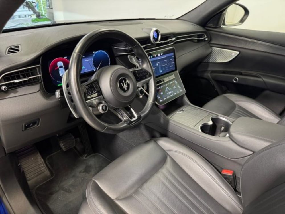 Maserati Grecale usata a Modena (6)