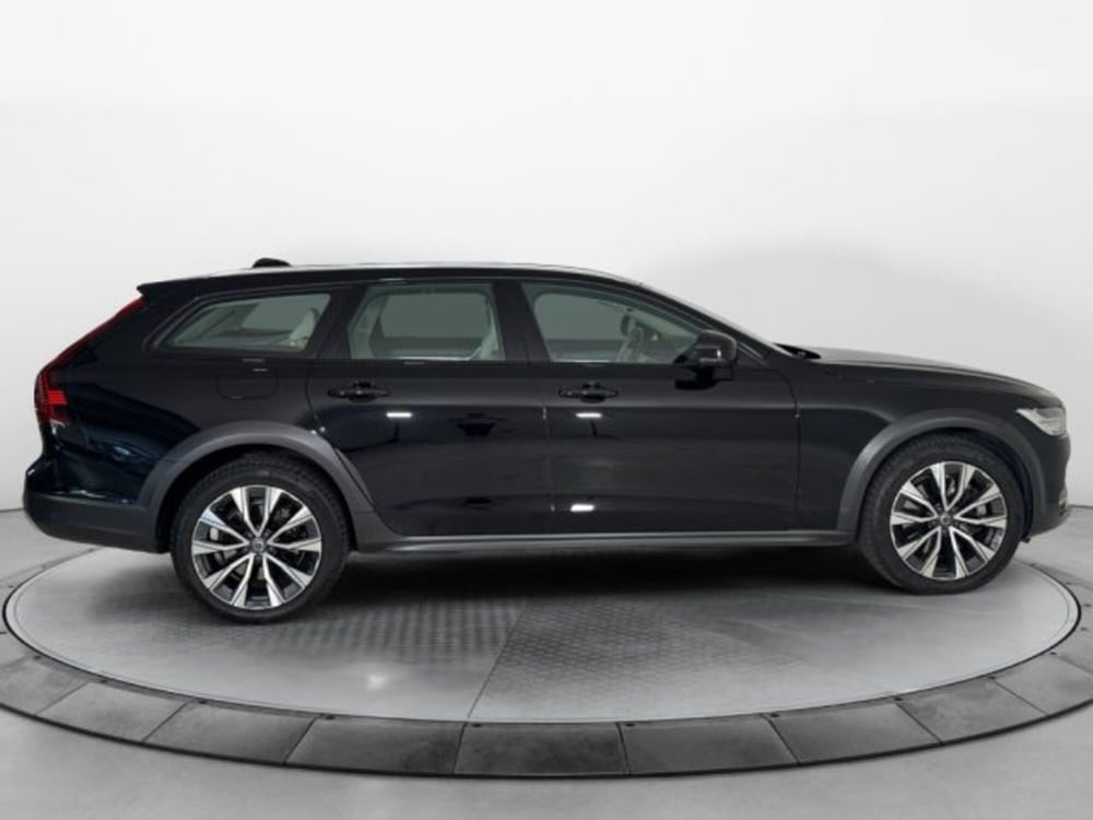 Volvo V90 Cross Country usata a Modena (4)
