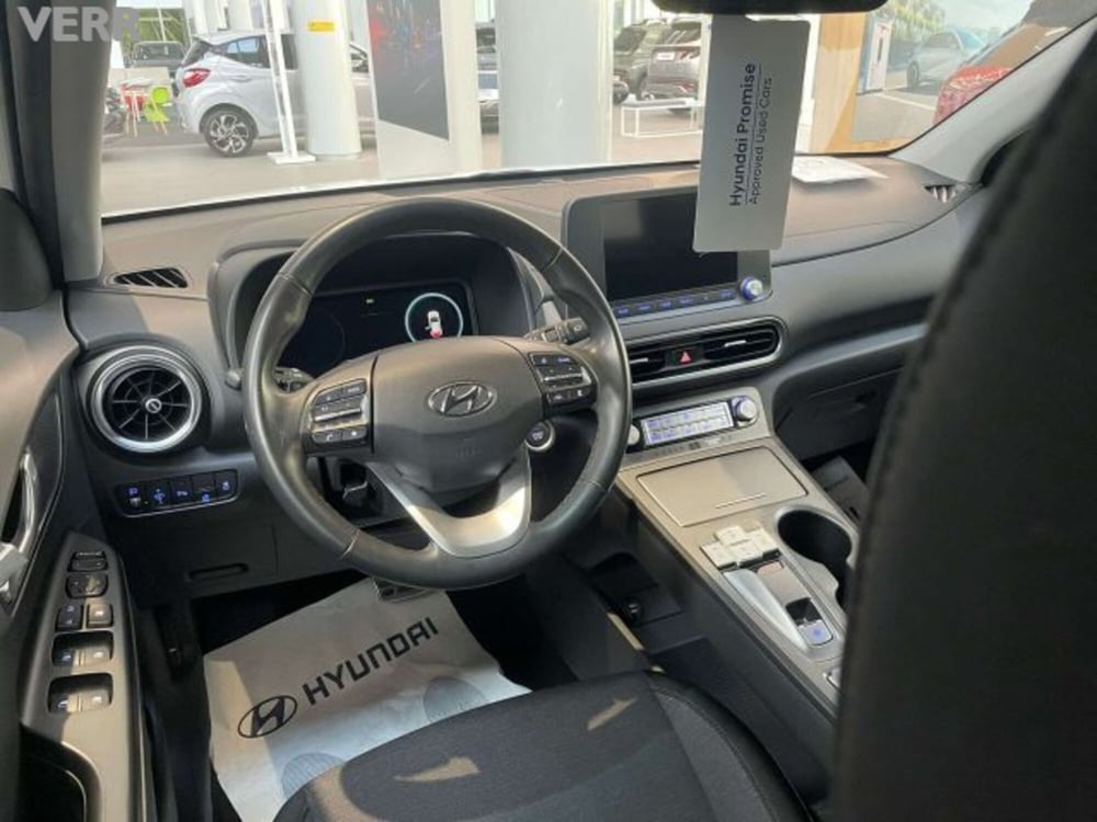 Hyundai Kona usata a Milano (7)