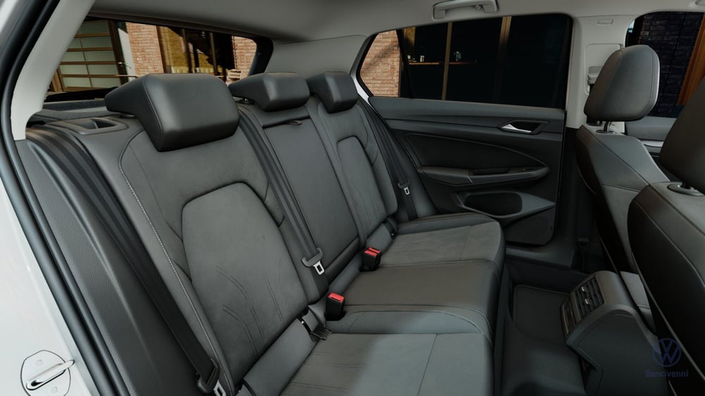 Volkswagen Golf nuova a Catanzaro (17)