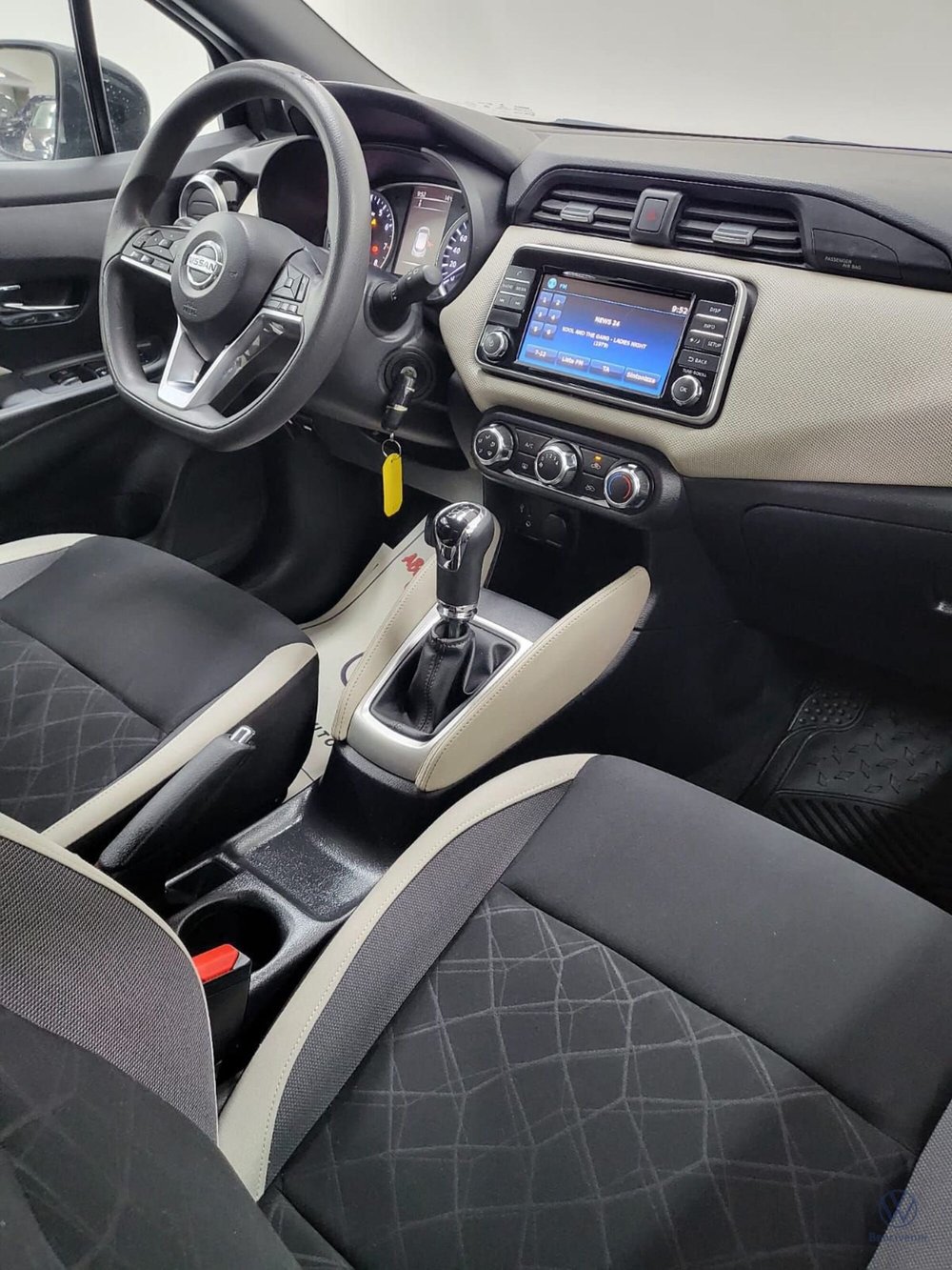 Nissan Micra usata a Catanzaro (9)