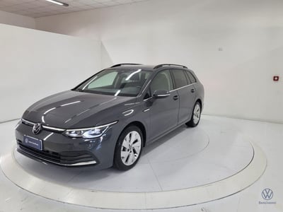 Volkswagen Golf Variant 1.5 TGI DSG Style del 2021 usata a Catanzaro