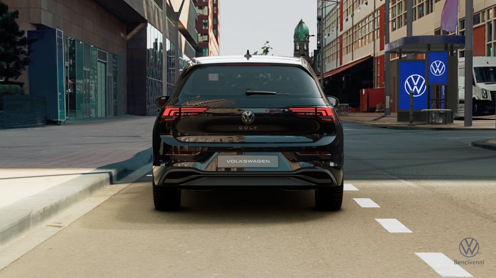 Volkswagen Golf nuova a Catanzaro (8)