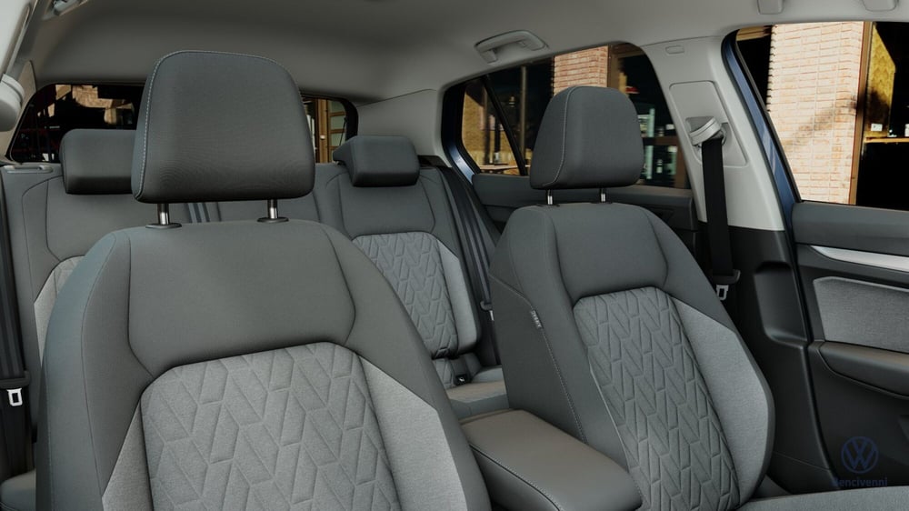 Volkswagen Golf nuova a Catanzaro (16)
