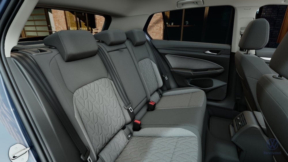 Volkswagen Golf nuova a Catanzaro (17)