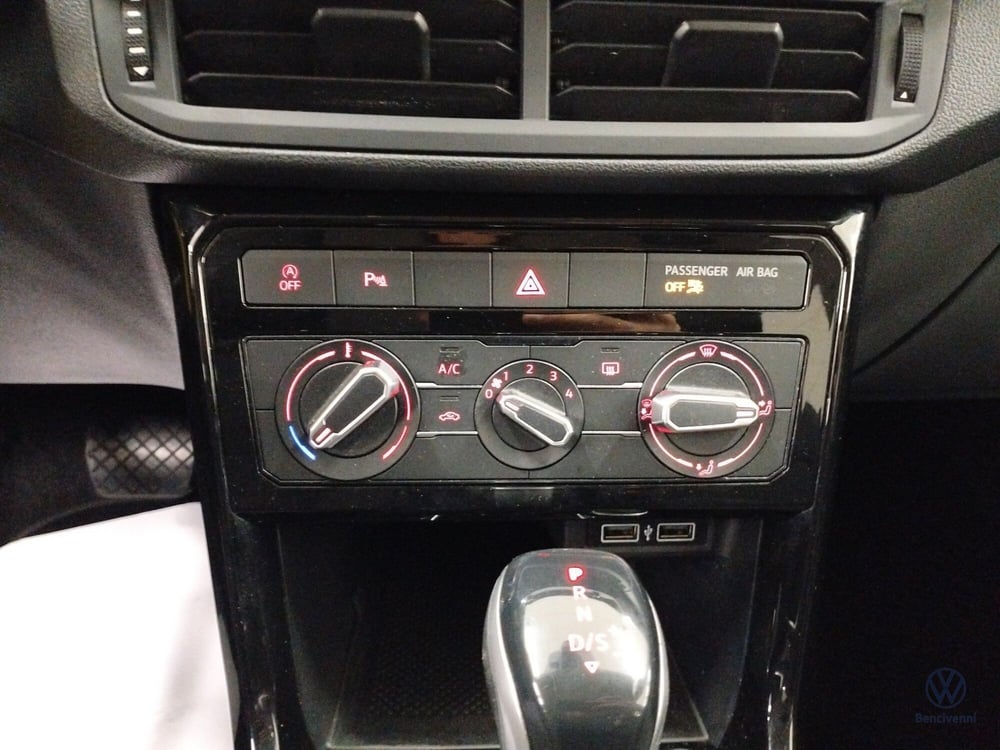 Volkswagen T-Cross usata a Catanzaro (16)