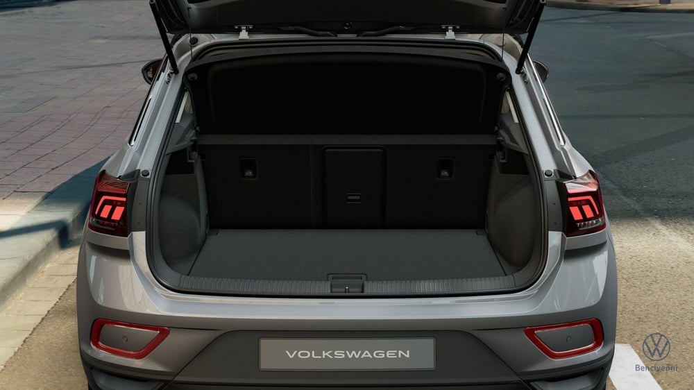 Volkswagen T-Roc nuova a Reggio Calabria (8)