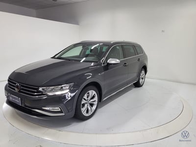 Volkswagen Passat Variant Alltrack 2.0 TDI 200 CV 4MOTION DSG del 2021 usata a Lamezia Terme
