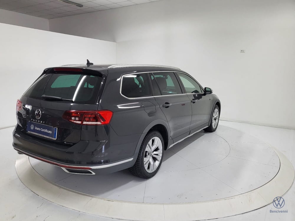 Volkswagen Passat Variant usata a Catanzaro (4)