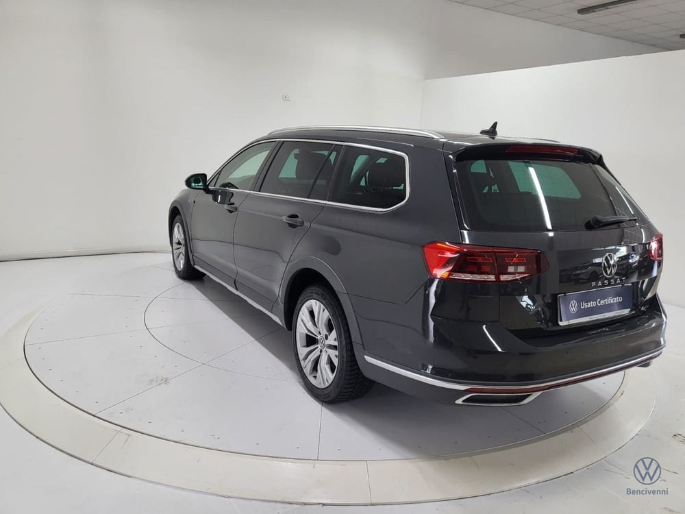 Volkswagen Passat Variant usata a Catanzaro (7)