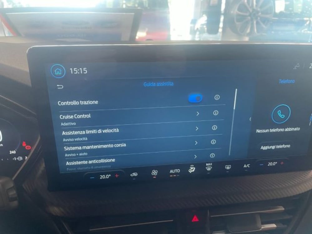 Ford Kuga nuova a Cuneo (15)