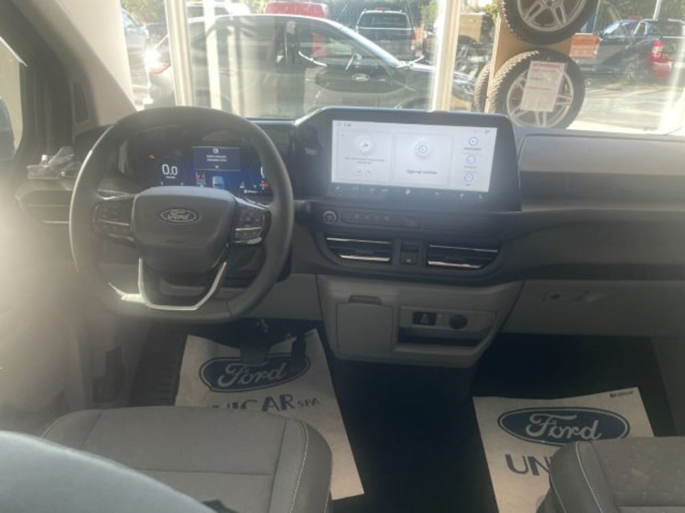 Ford Transit Custom Furgone nuova a Cuneo (12)
