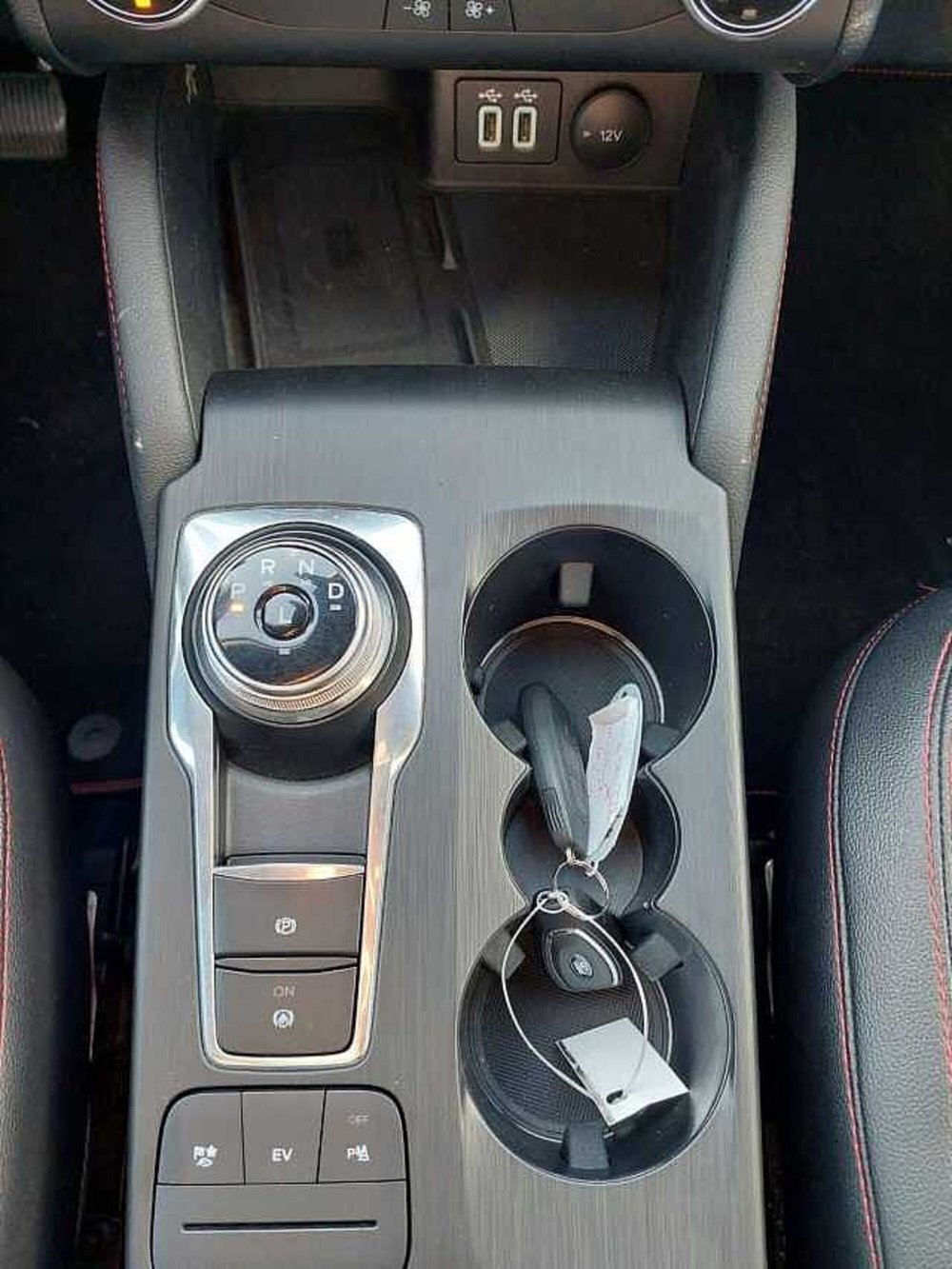 Ford Kuga usata a Treviso (12)