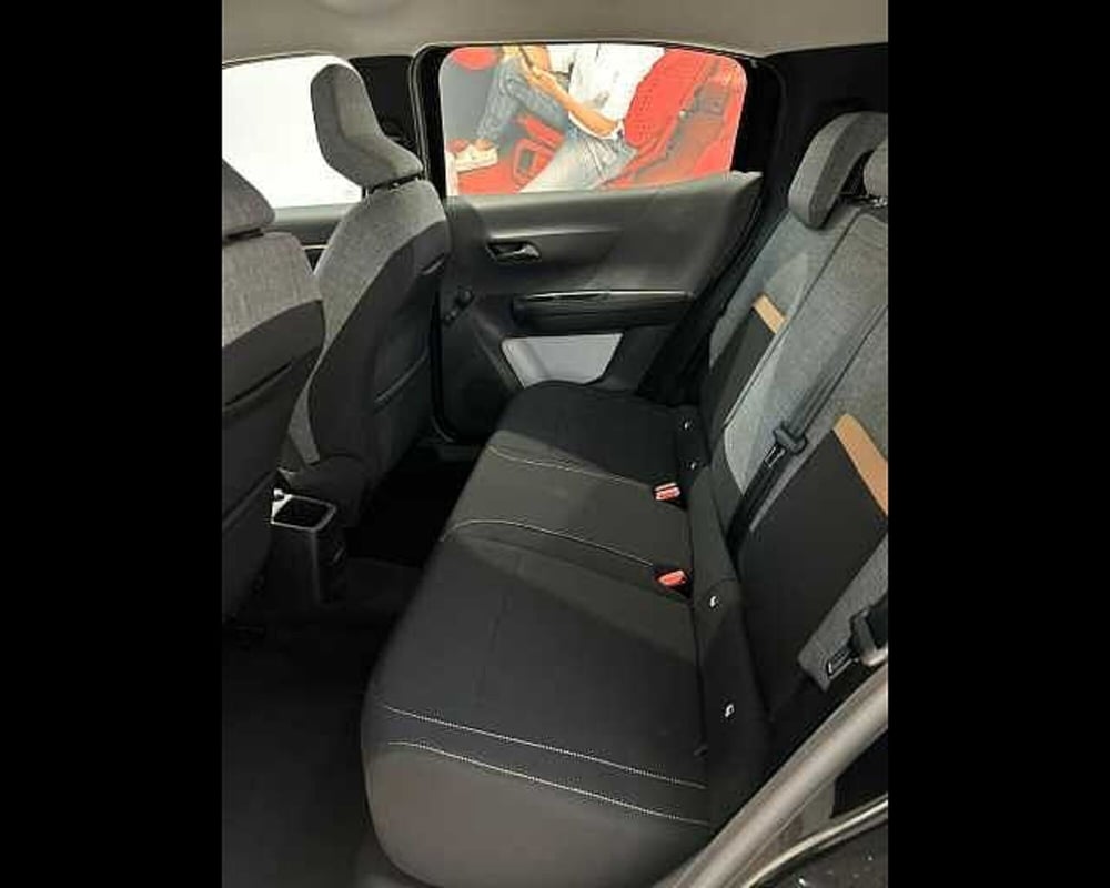 Citroen C3 Aircross nuova a Milano (16)
