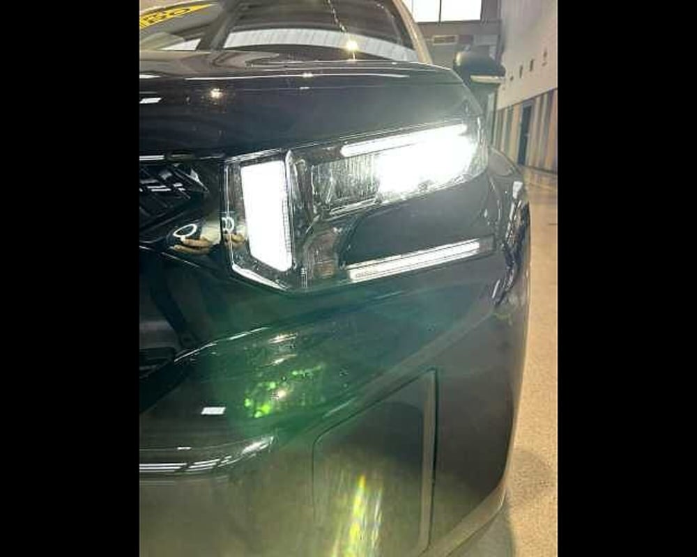 Citroen C3 Aircross nuova a Milano (6)