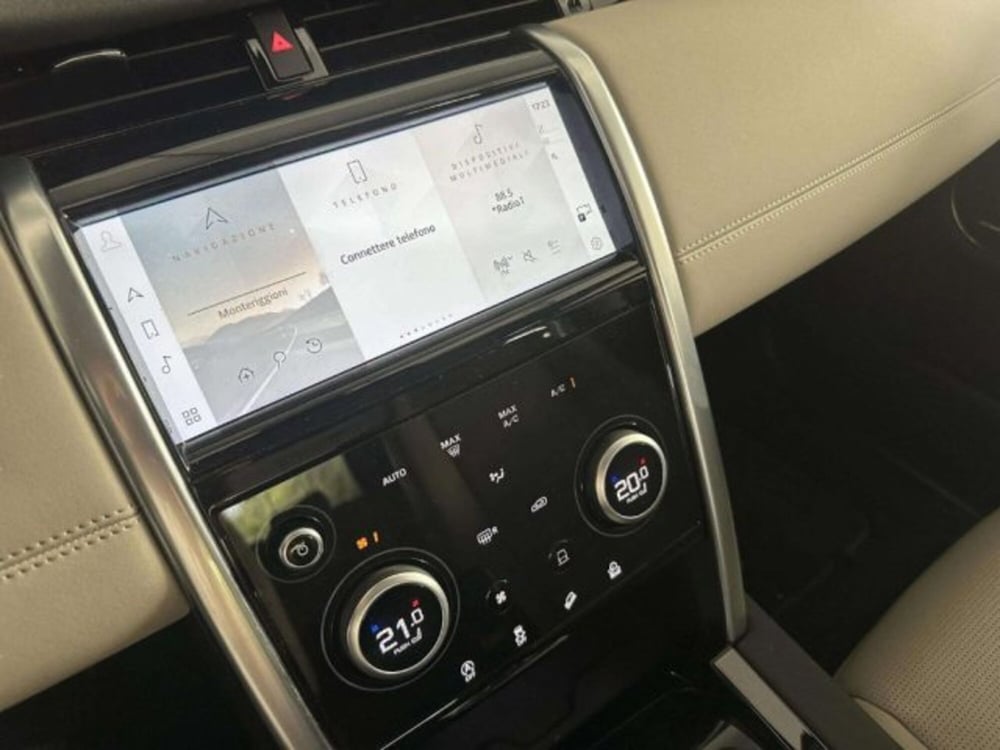 Land Rover Discovery Sport usata a Siena (11)