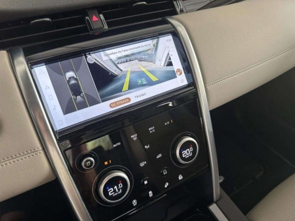 Land Rover Discovery Sport usata a Siena (13)