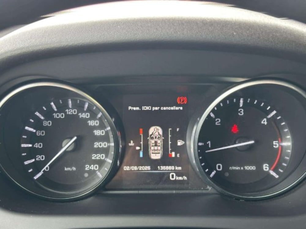 Land Rover Discovery Sport usata a Siena (14)