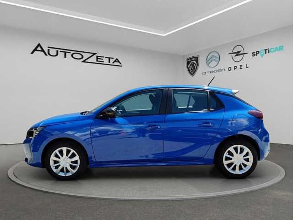 Opel Corsa nuova a Vibo Valentia (8)