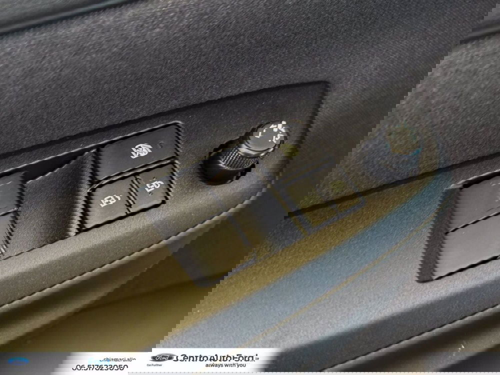 Mazda Mazda2 Hybrid nuova a Roma (19)