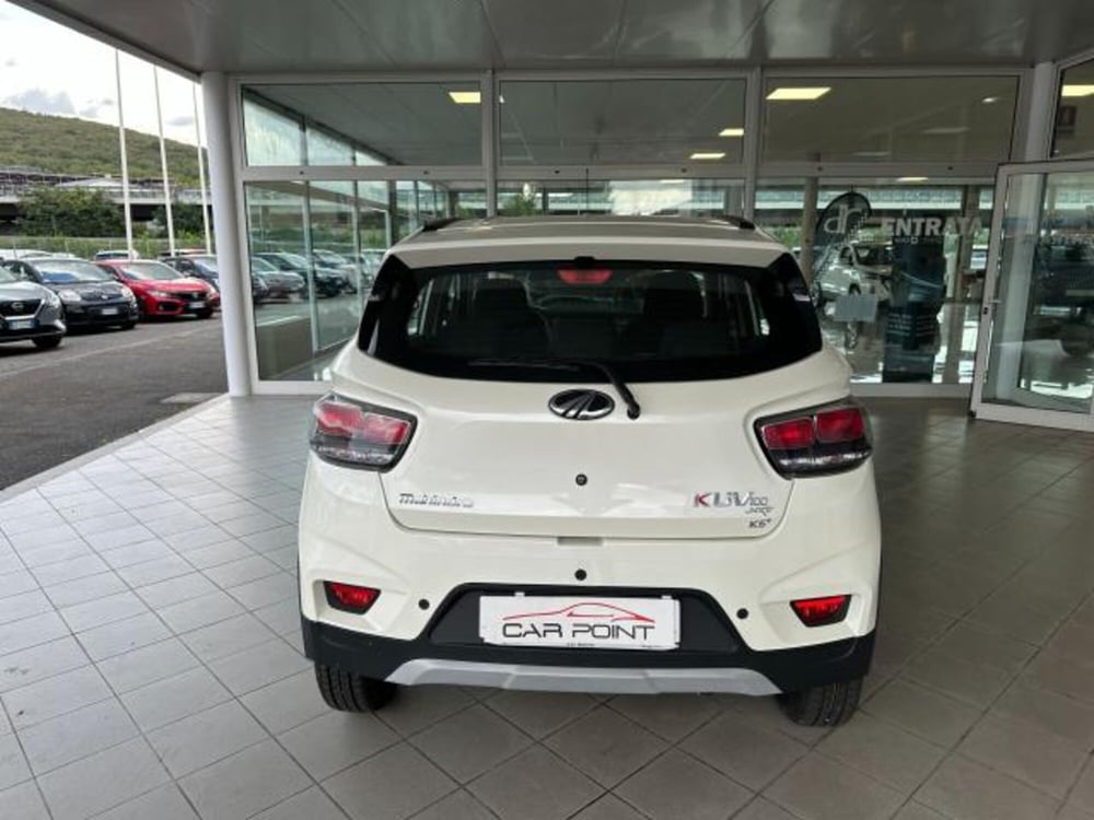 Mahindra KUV100 nuova a Trieste (4)