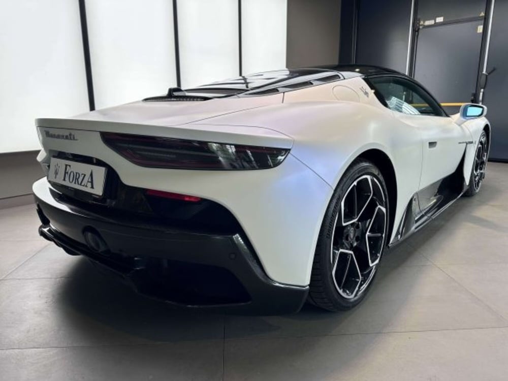 Maserati MC20 usata a Torino (6)