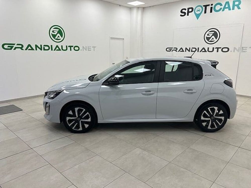 Peugeot 208 nuova a Alessandria (2)