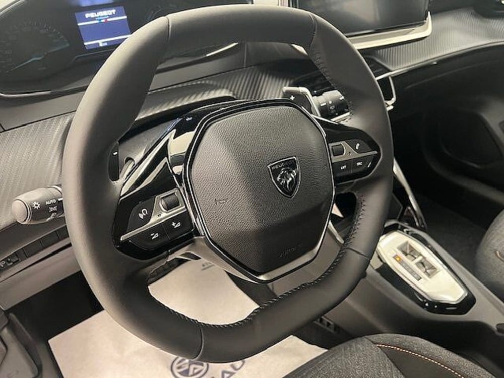 Peugeot 208 nuova a Alessandria (6)