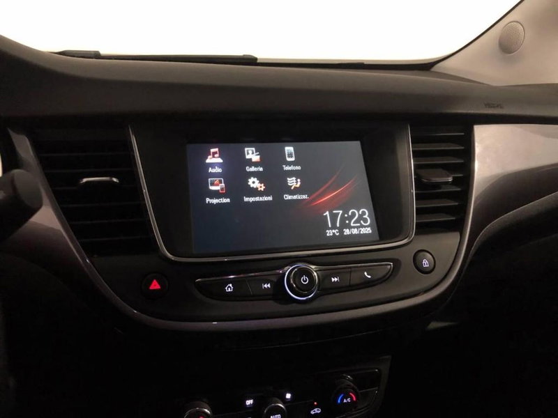 Opel Crossland X usata a Torino (14)