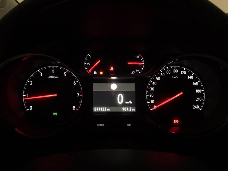 Opel Crossland X usata a Torino (15)