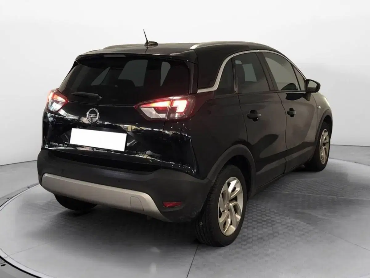 Opel Crossland X usata a Torino (4)