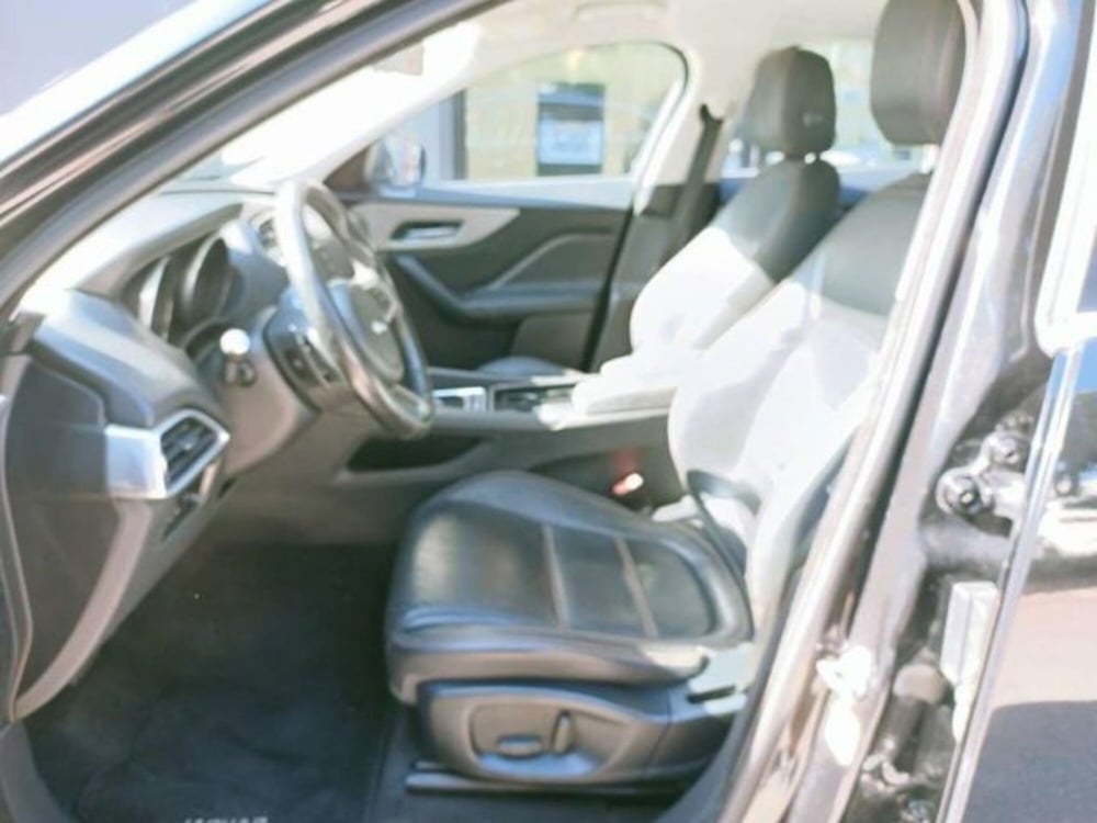 Jaguar F-Pace usata a Firenze (14)