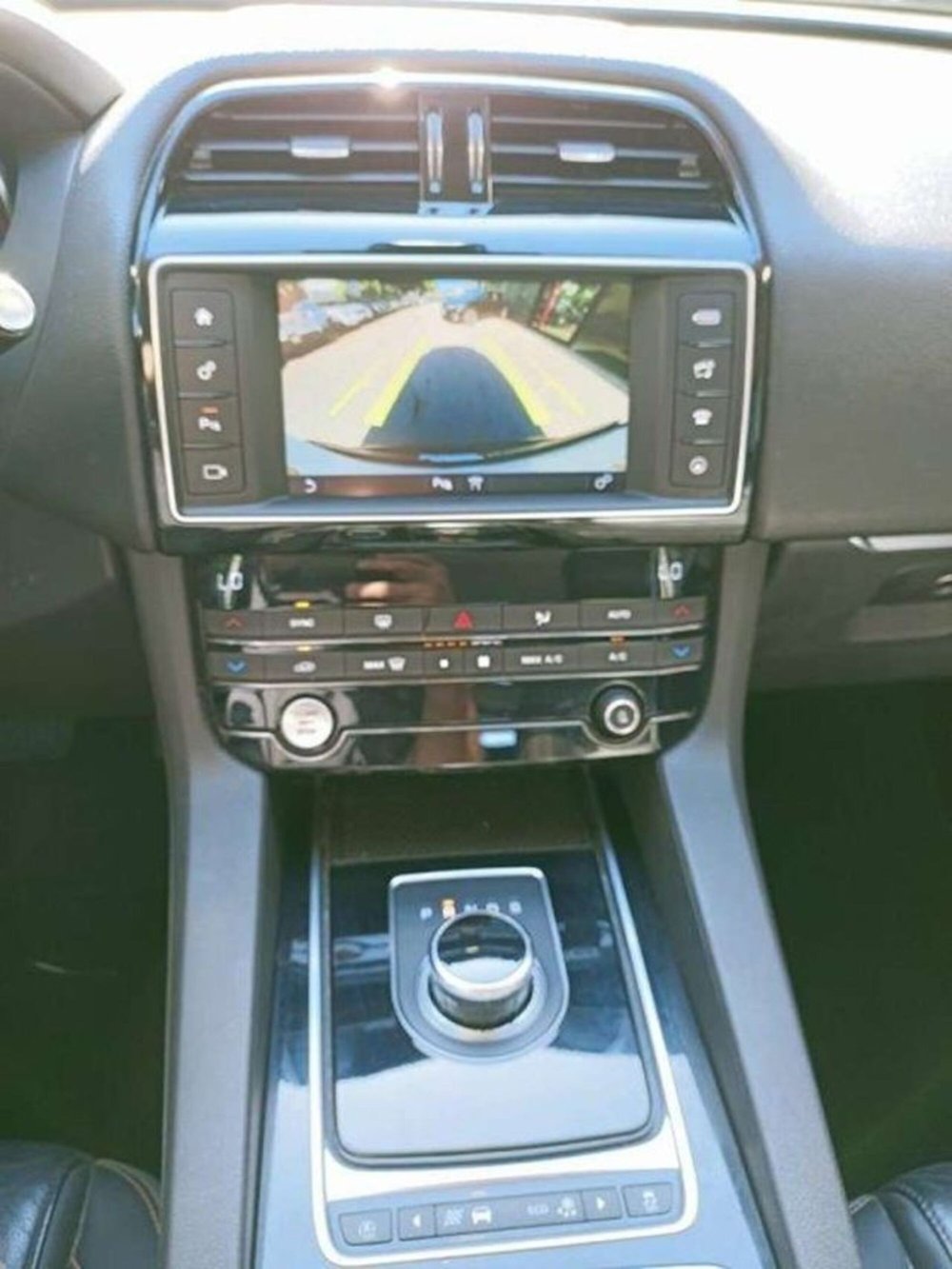Jaguar F-Pace usata a Firenze (8)