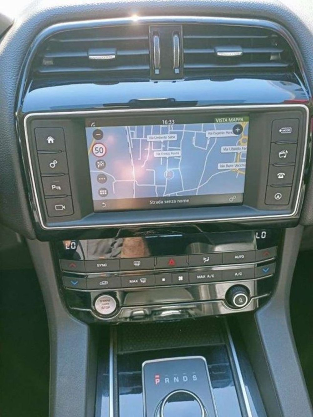 Jaguar F-Pace usata a Firenze (9)