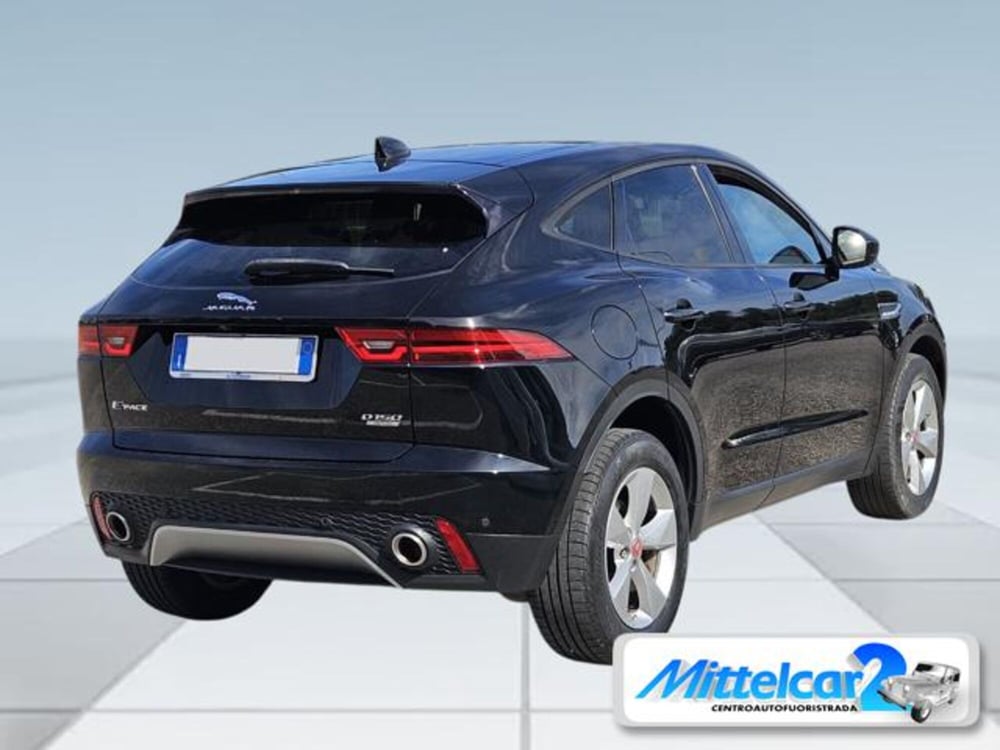 Jaguar E-Pace usata a Udine (2)