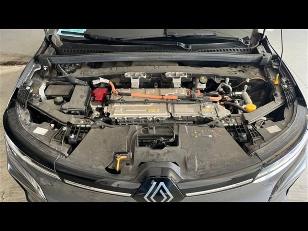 Renault Megane E-Tech Electric usata a Firenze (15)