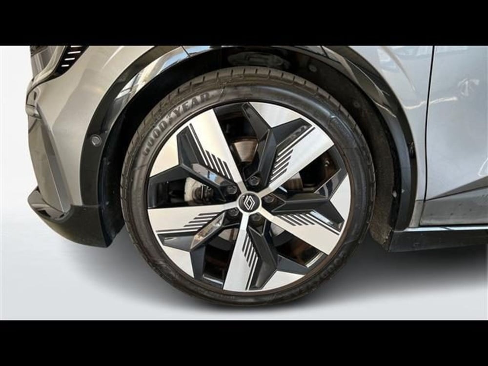 Renault Megane E-Tech Electric usata a Firenze (5)