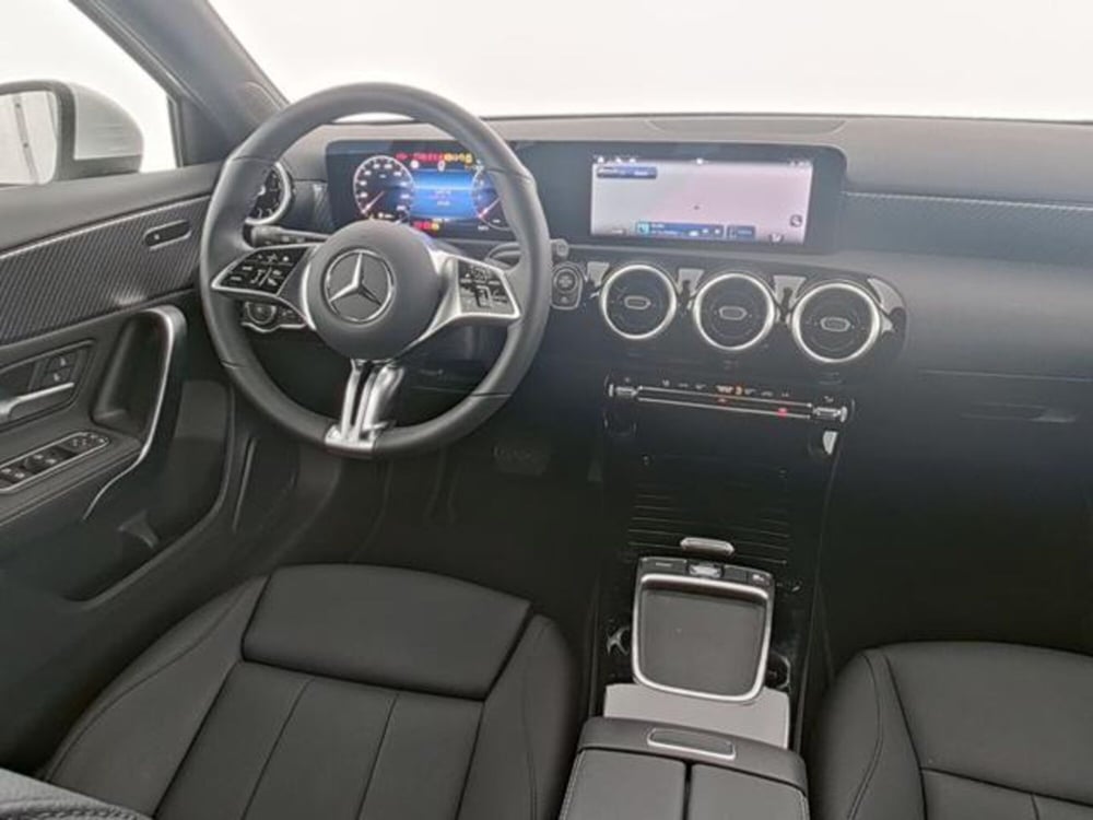 Mercedes-Benz Classe A usata a Milano (7)