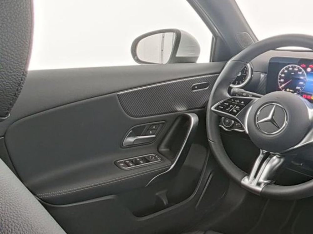 Mercedes-Benz Classe A usata a Milano (9)