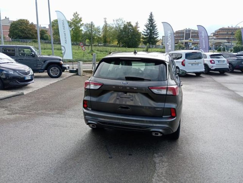 Ford Kuga nuova a Firenze (5)