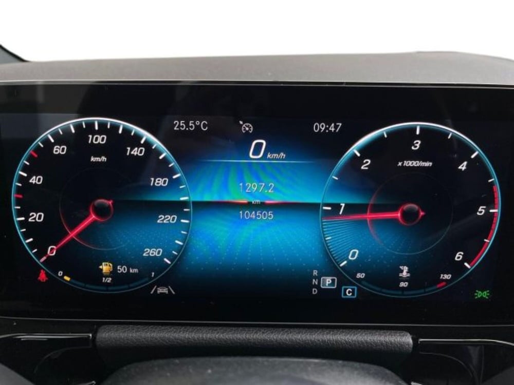 Mercedes-Benz GLA SUV usata a Verona (8)