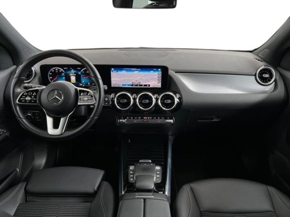 Mercedes-Benz GLA SUV usata a Verona (9)