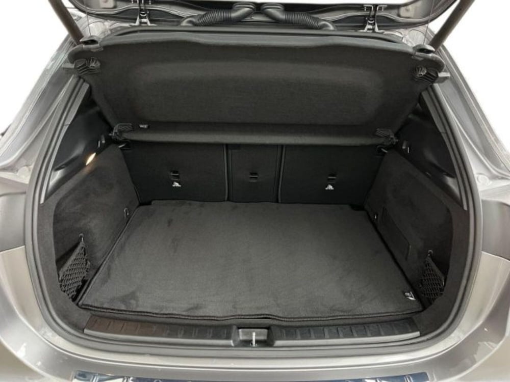 Mercedes-Benz GLA SUV usata a Verona (13)