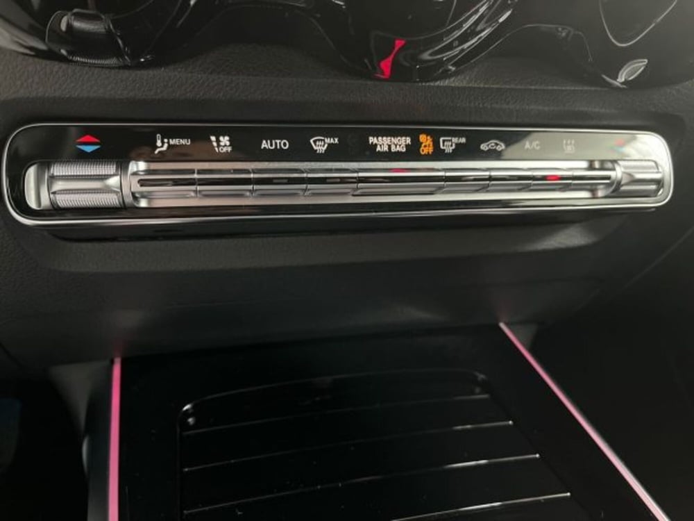 Mercedes-Benz EQB usata a Verona (14)